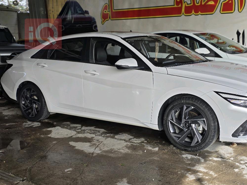 هيونداي النترا